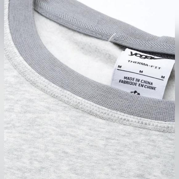 NIKE YOGA MEN GREY REGULAR T-SHIRT - Picture 6 of 6